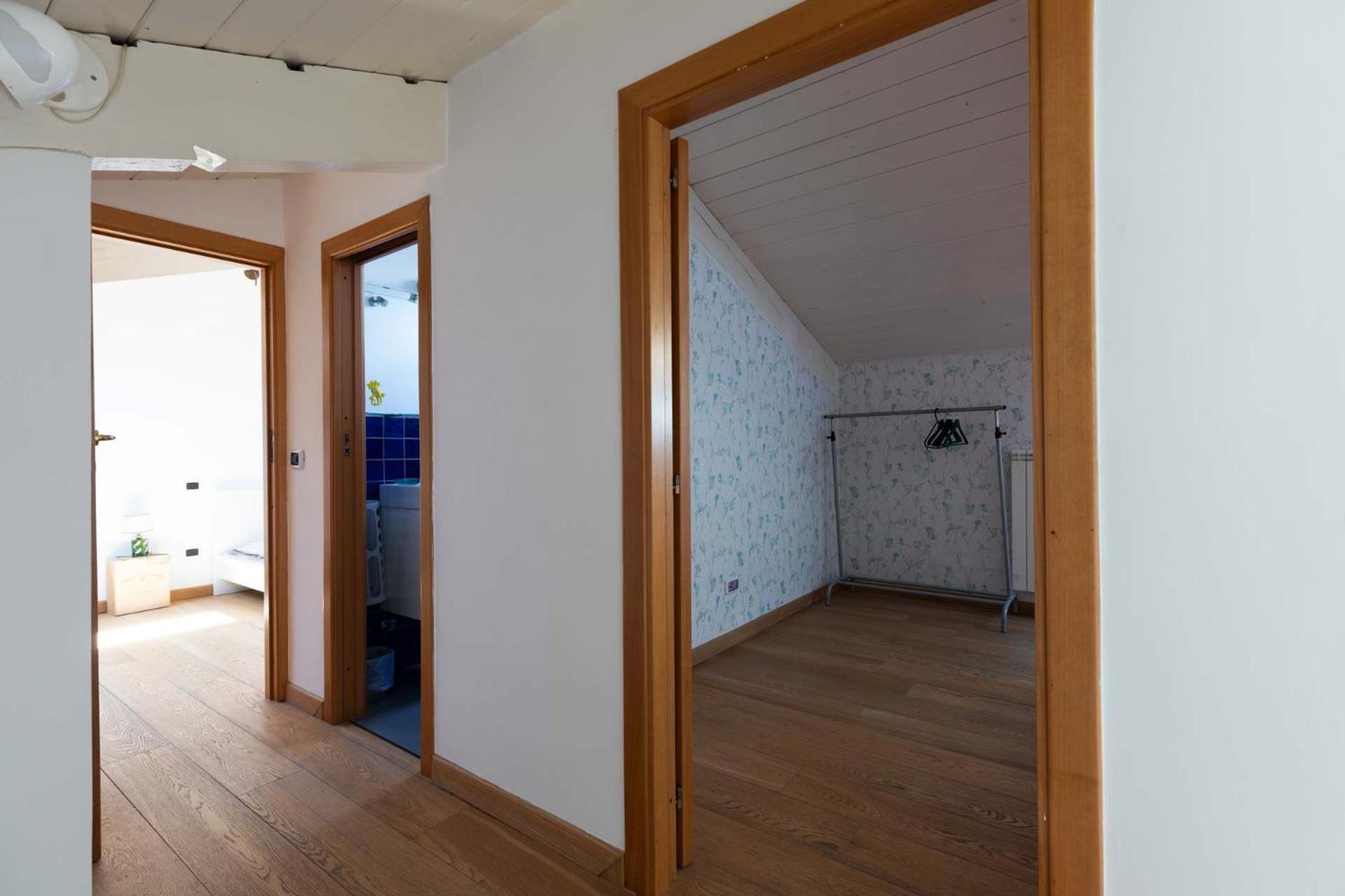 Spaccanapoli Casa Tre Santi Buitenkant foto